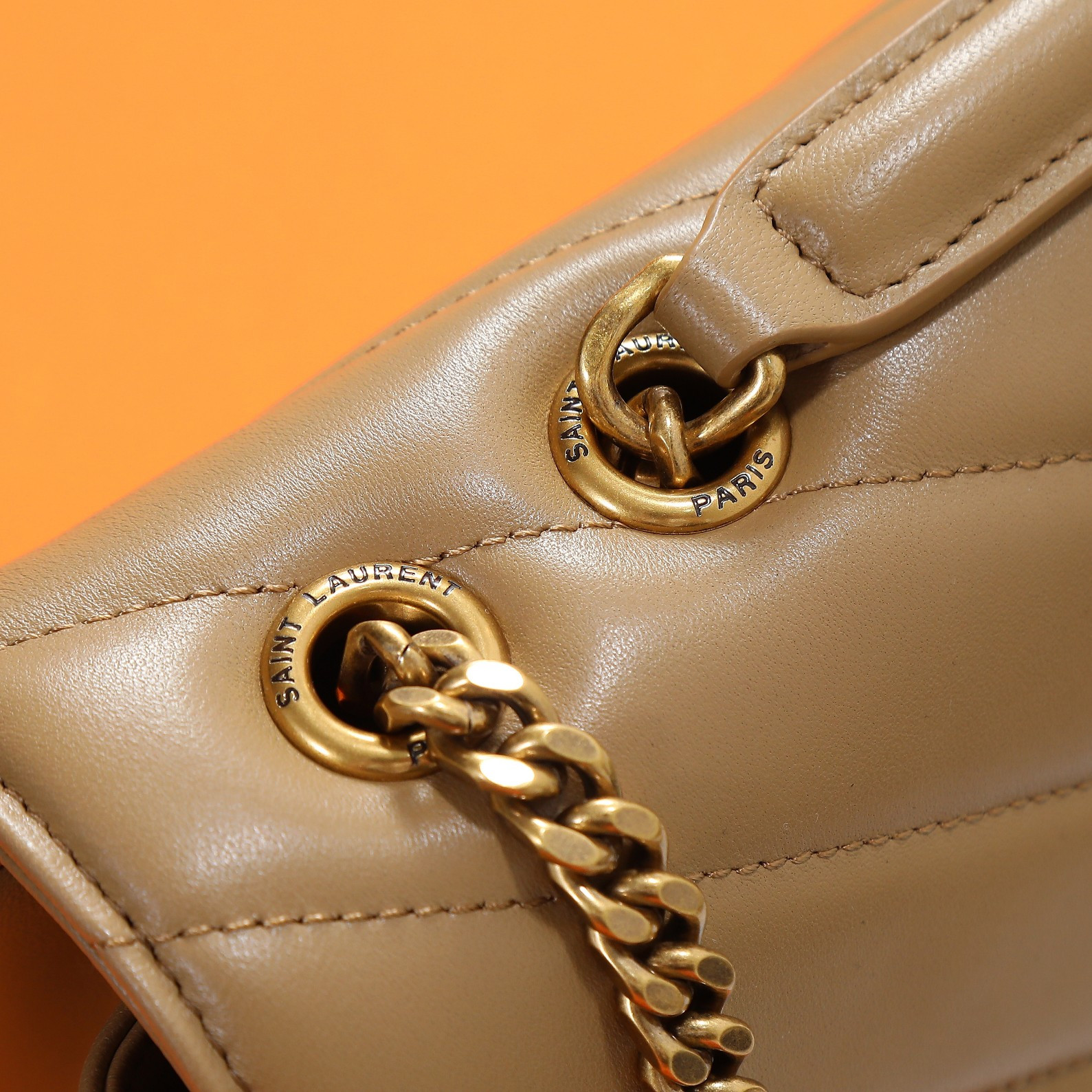 YSL LOULOU medium in MATELASSÉ lambskin 29x17x8cm