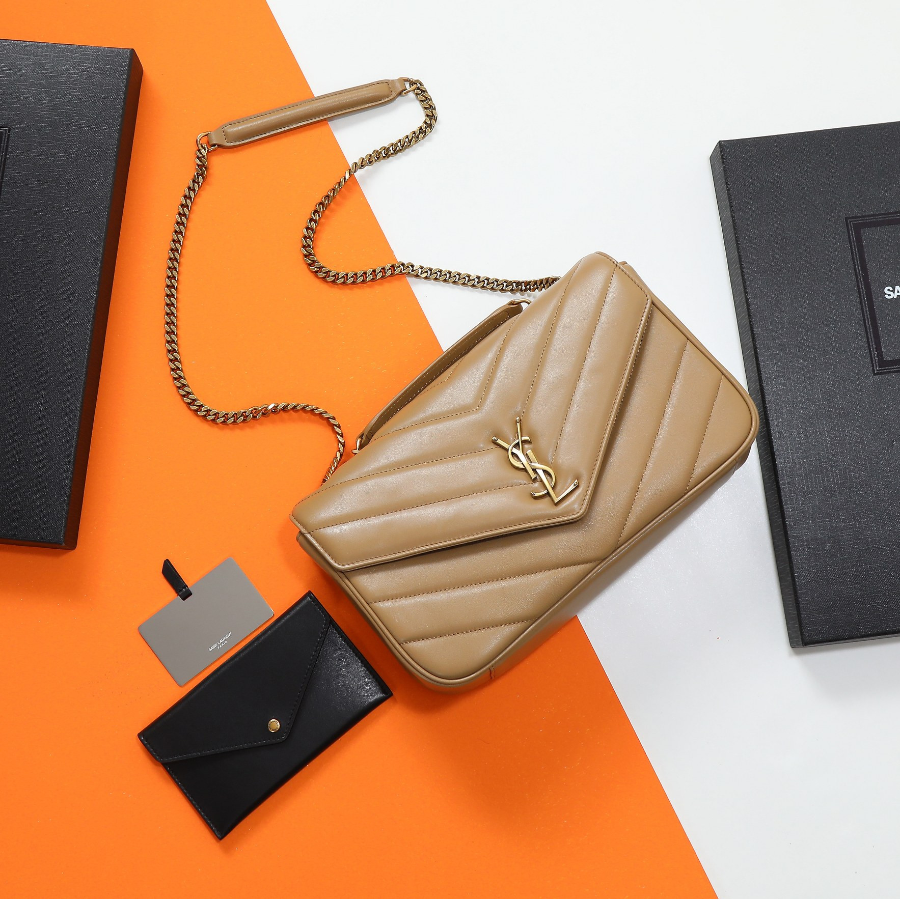 YSL LOULOU medium in MATELASSÉ lambskin 29x17x8cm