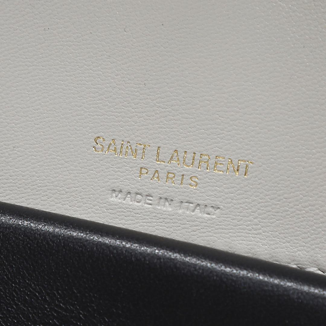YSL LOULOU small in MATELASSÉ lambskin 24x14x6cm