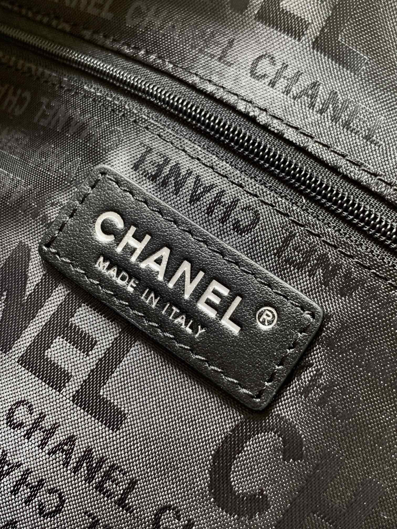 Chanel OHANEL hobo bag 40x30x15cm