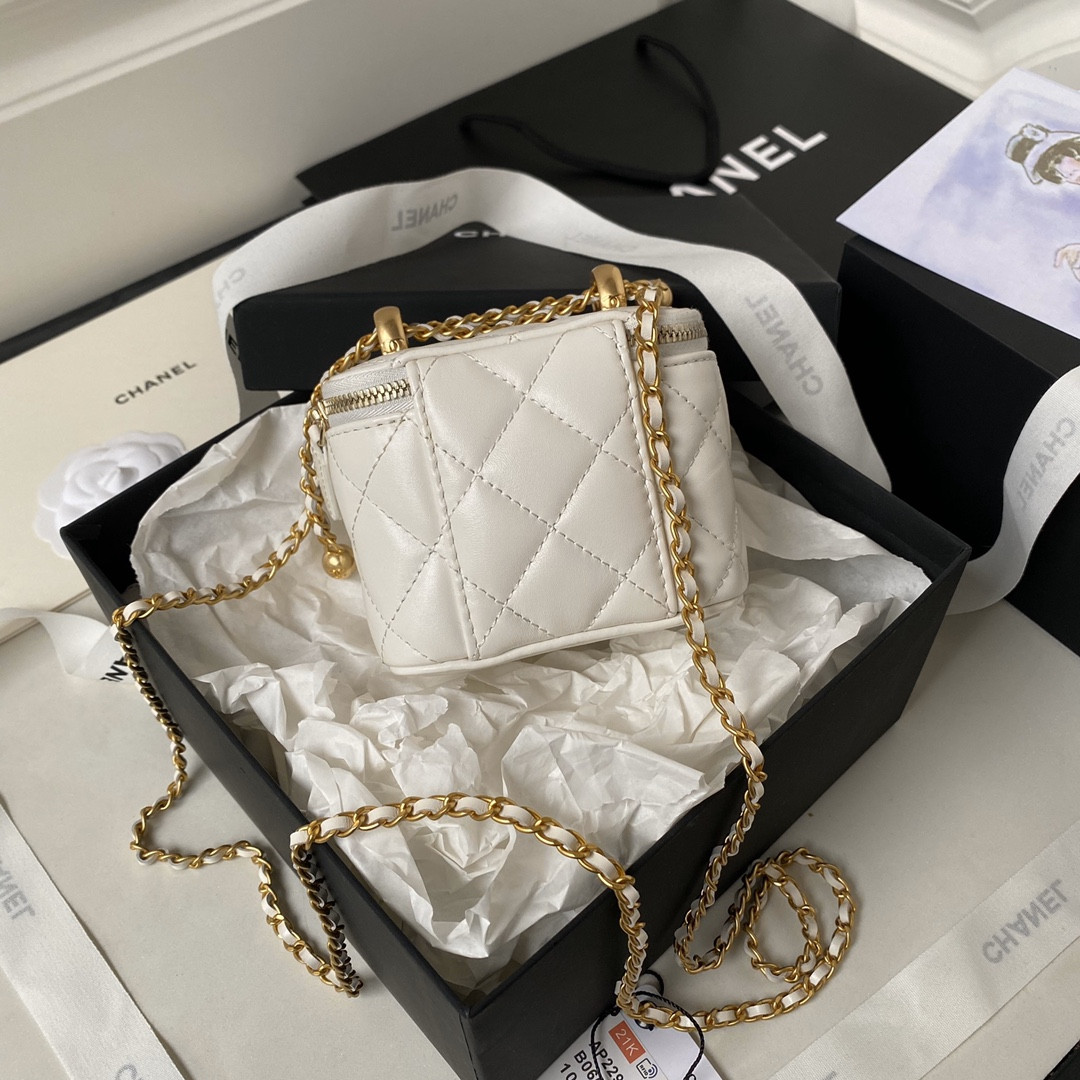 Chanel Mini box Bag 11x8.5x7cm