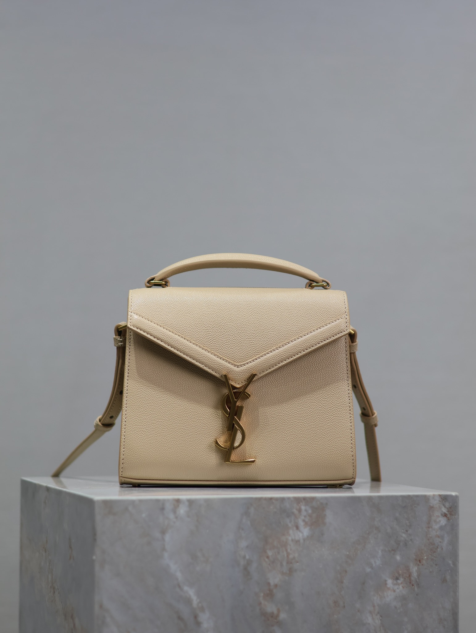 YSL cassandra mini top handle bag 20x16x7.5cm