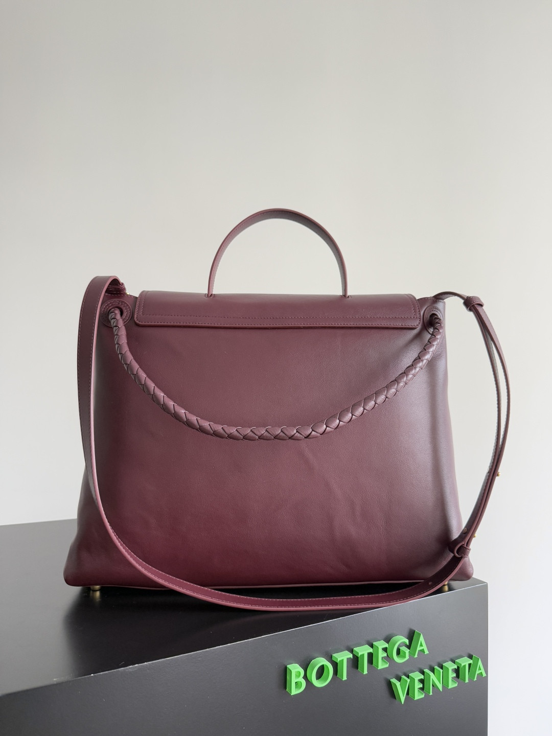 Bottega Veneta Large Ciao Ciao 32x41.5x14.5cm