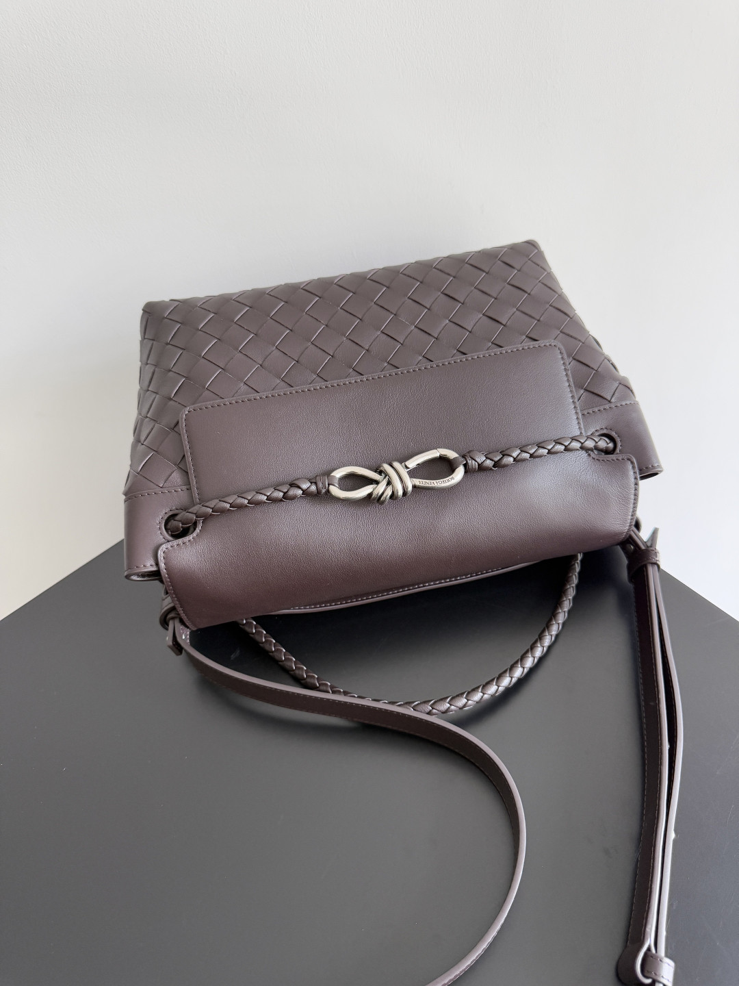 Bottega Veneta Small Andiamo Messenger 29x20x13cm