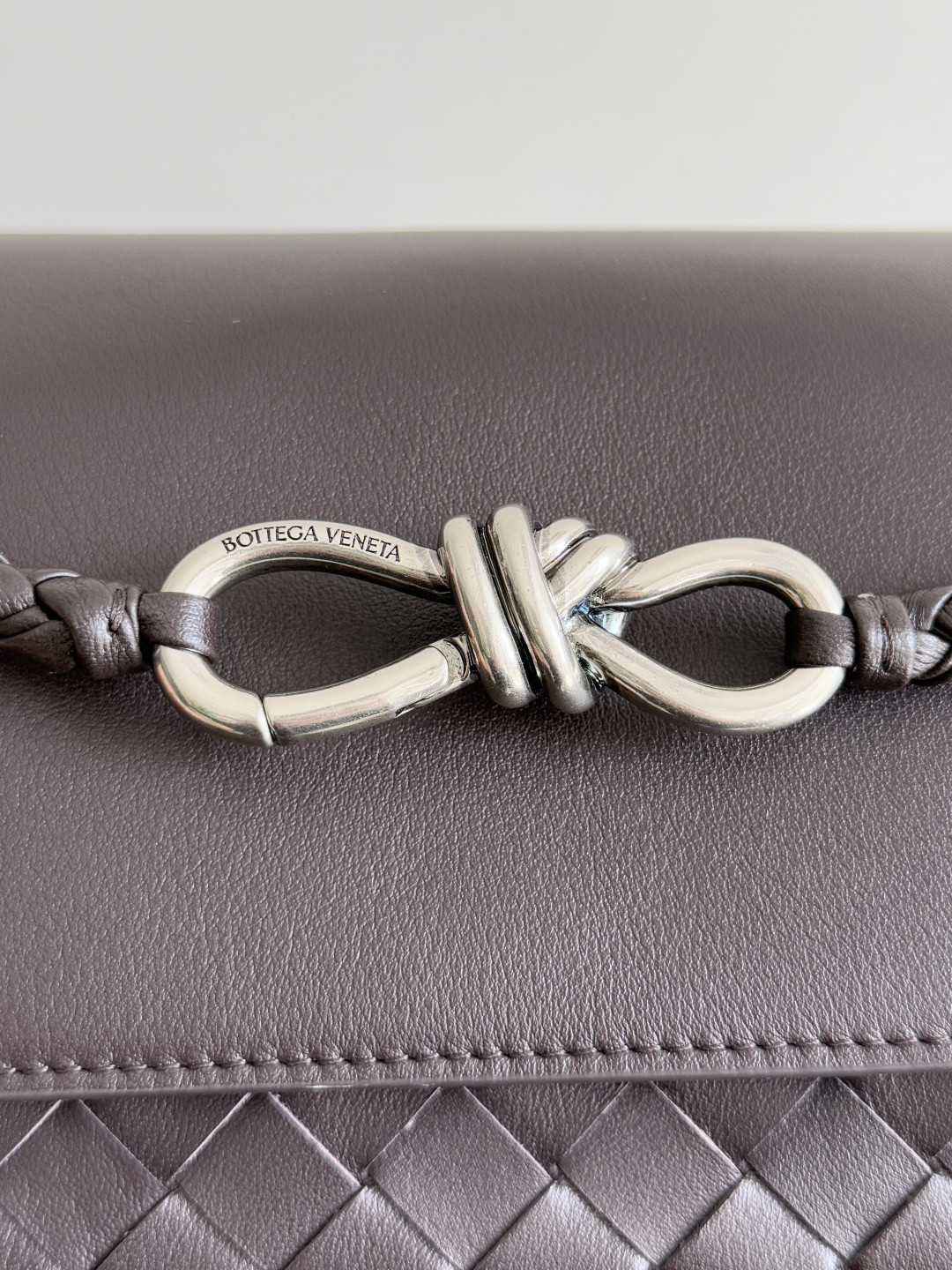 Bottega Veneta Small Andiamo Messenger 29x20x13cm