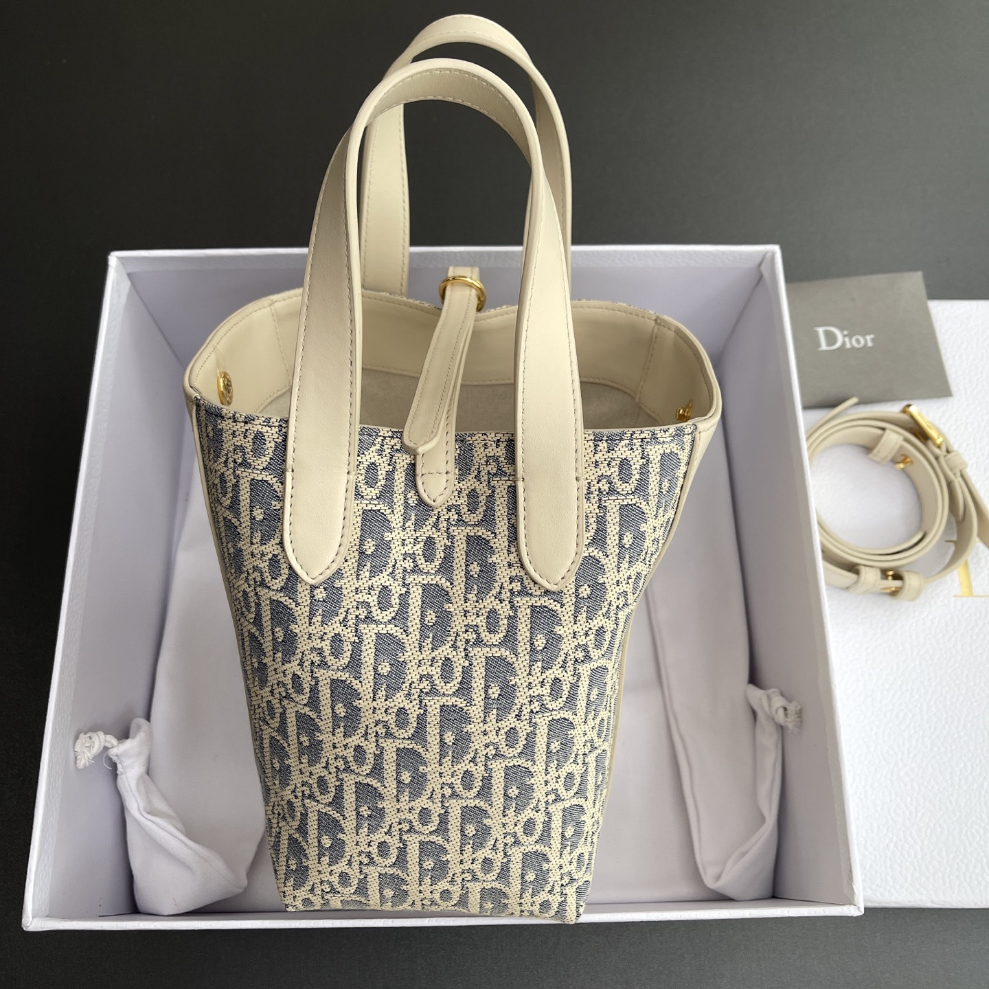 Dior Small Signature Bucket Bag 21x19x11cm