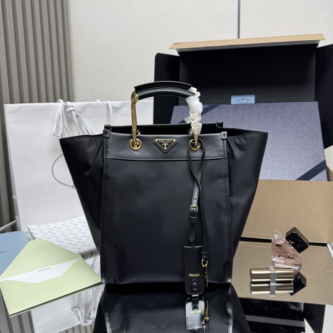 Prada Re-Nylon and leather tote bag 23x28.5x15cm