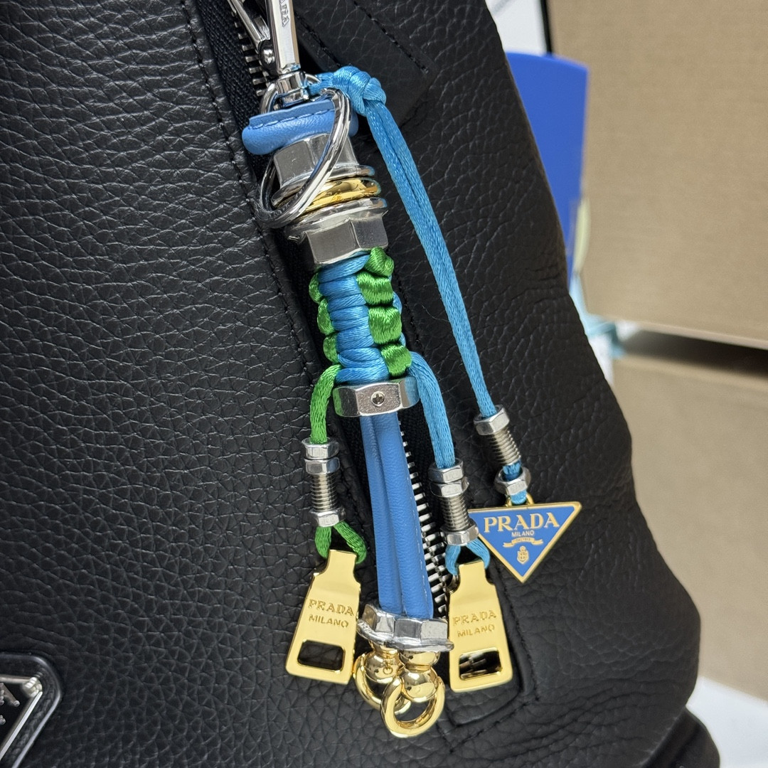 Prada Cross leather bag 47.5x26.5x10cm