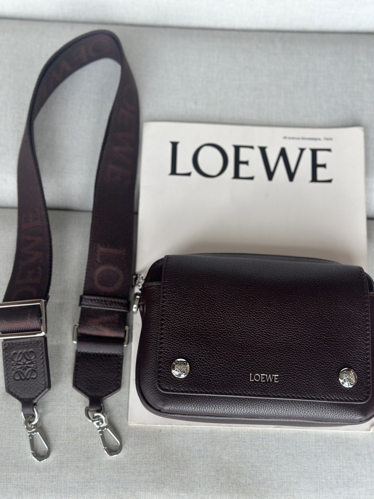 Loewe Small Pebble messenger bag in supple grained calfskin 12.5x20x6cm