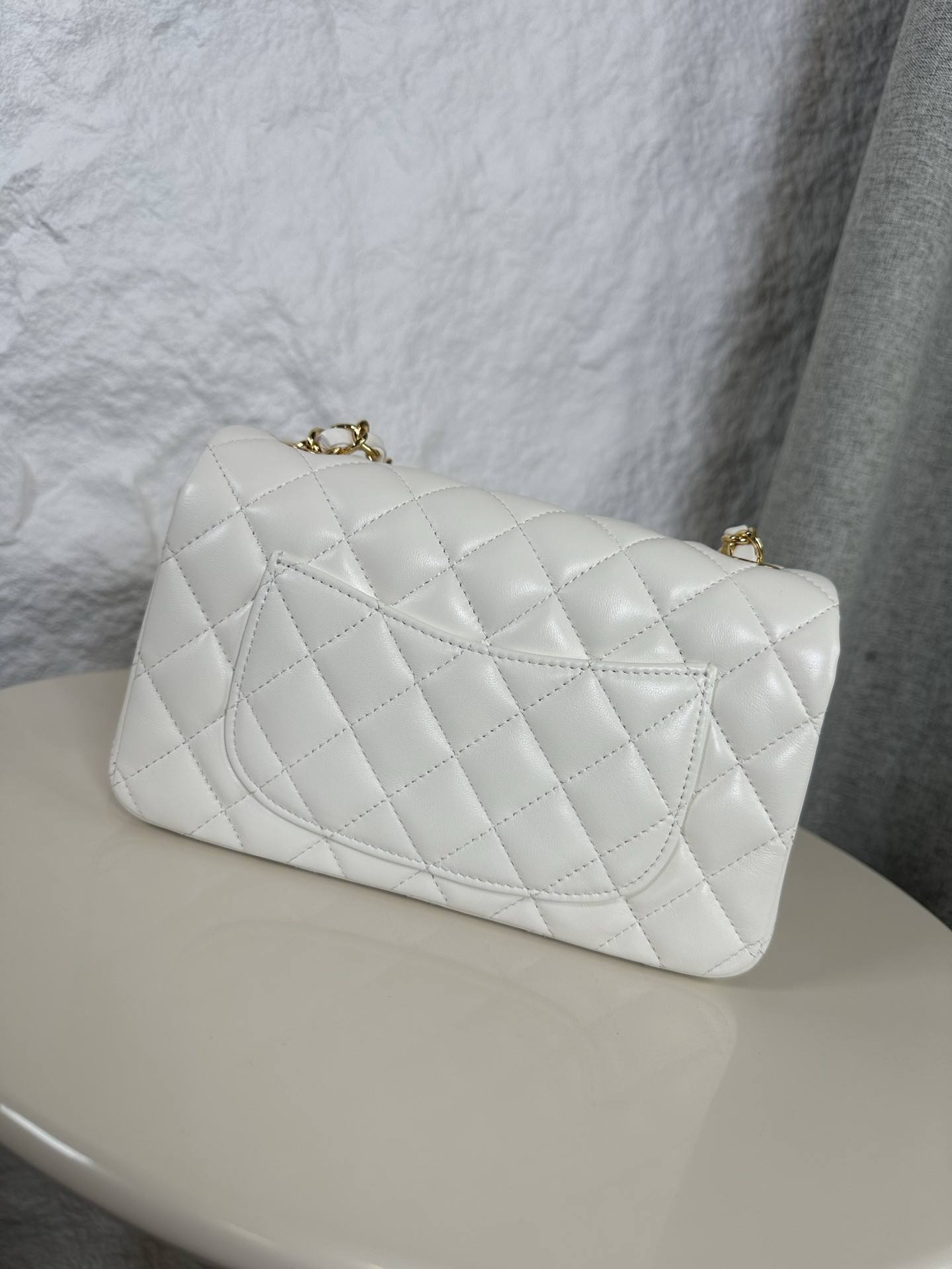 Chanel Mini Flap Bag 20x12x6cm