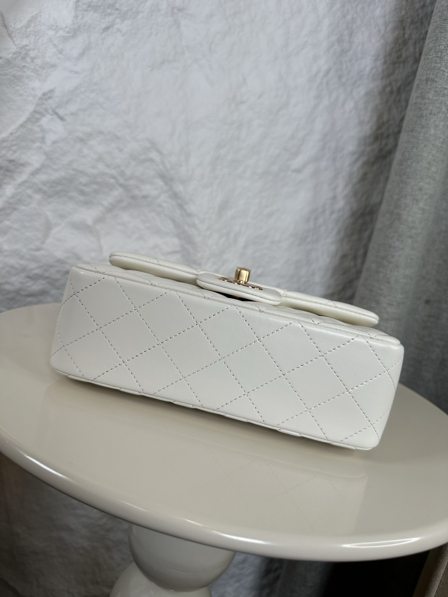 Chanel Mini Flap Bag 20x12x6cm