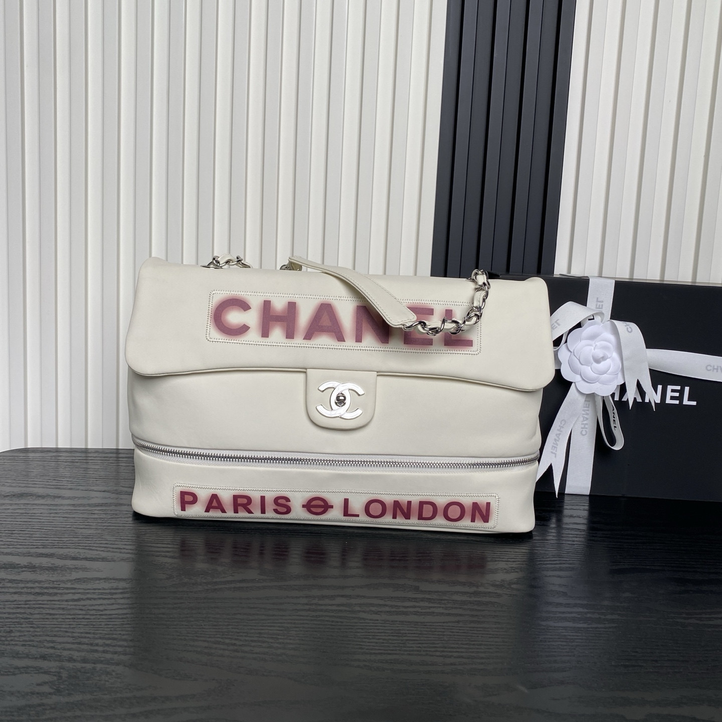 Chanel Vintage Graffiti Tote Airport Bag 36x24x12cm