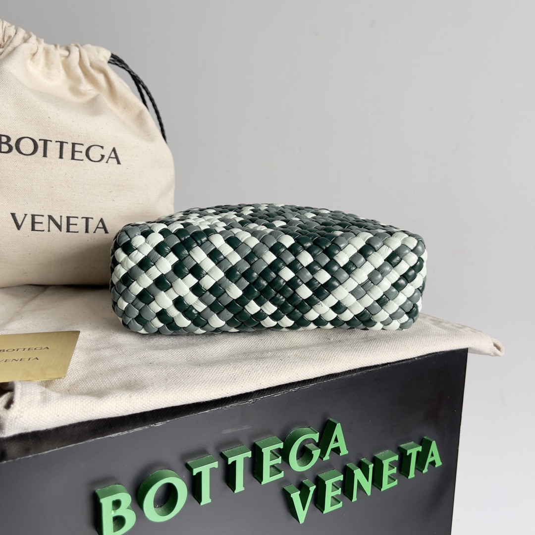 Bottega Veneta Small Tosca 16.5x20x7cm
