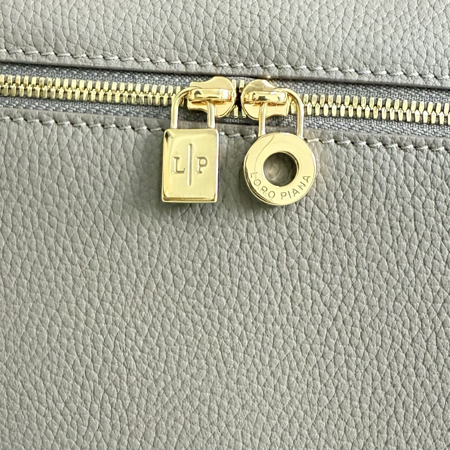 Loro Piana Extra Pocket Backpack L23.5 23x21x8cm