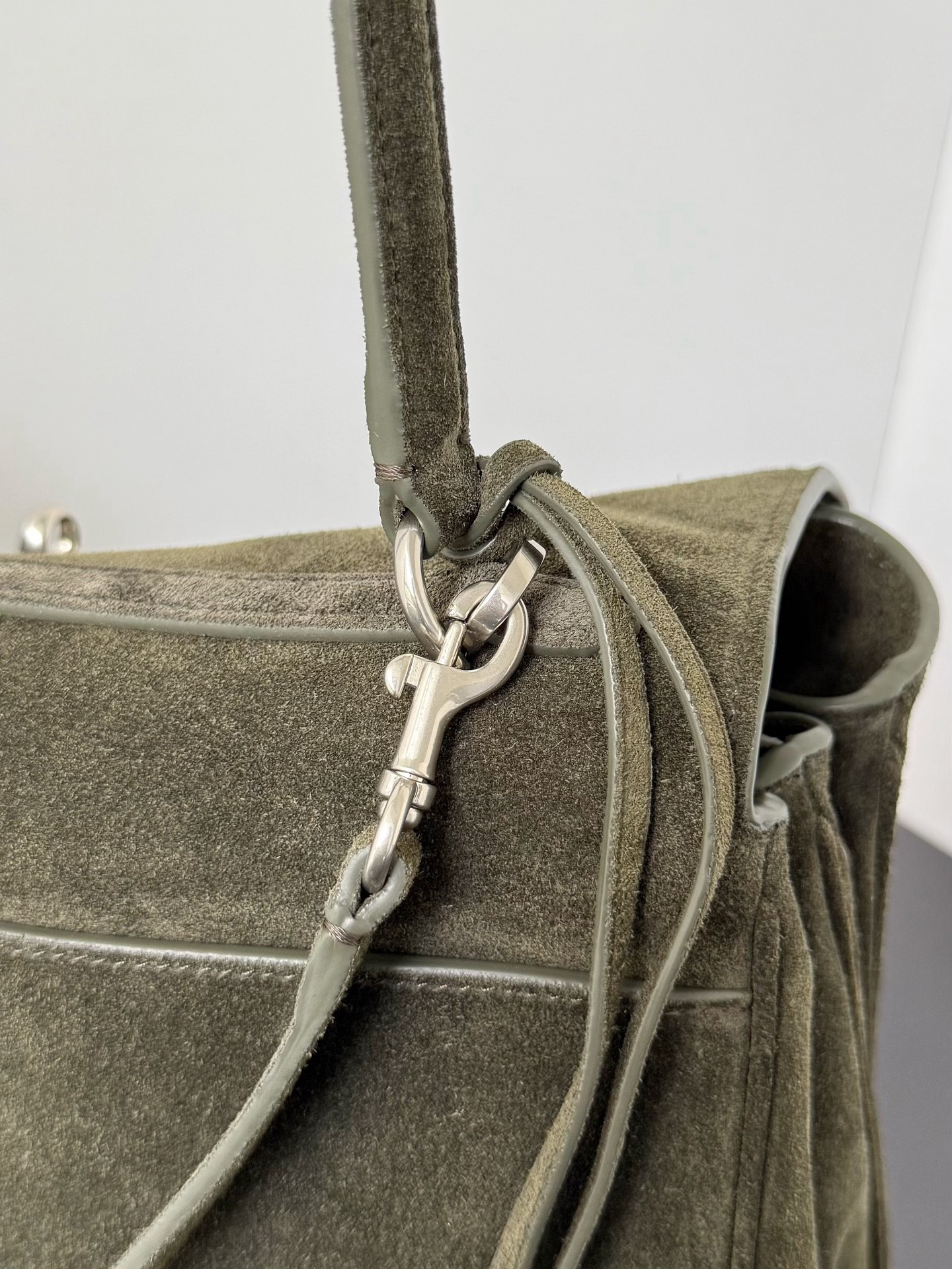 Balenciaga Rodeo Medium 35x23.3x10.9cm