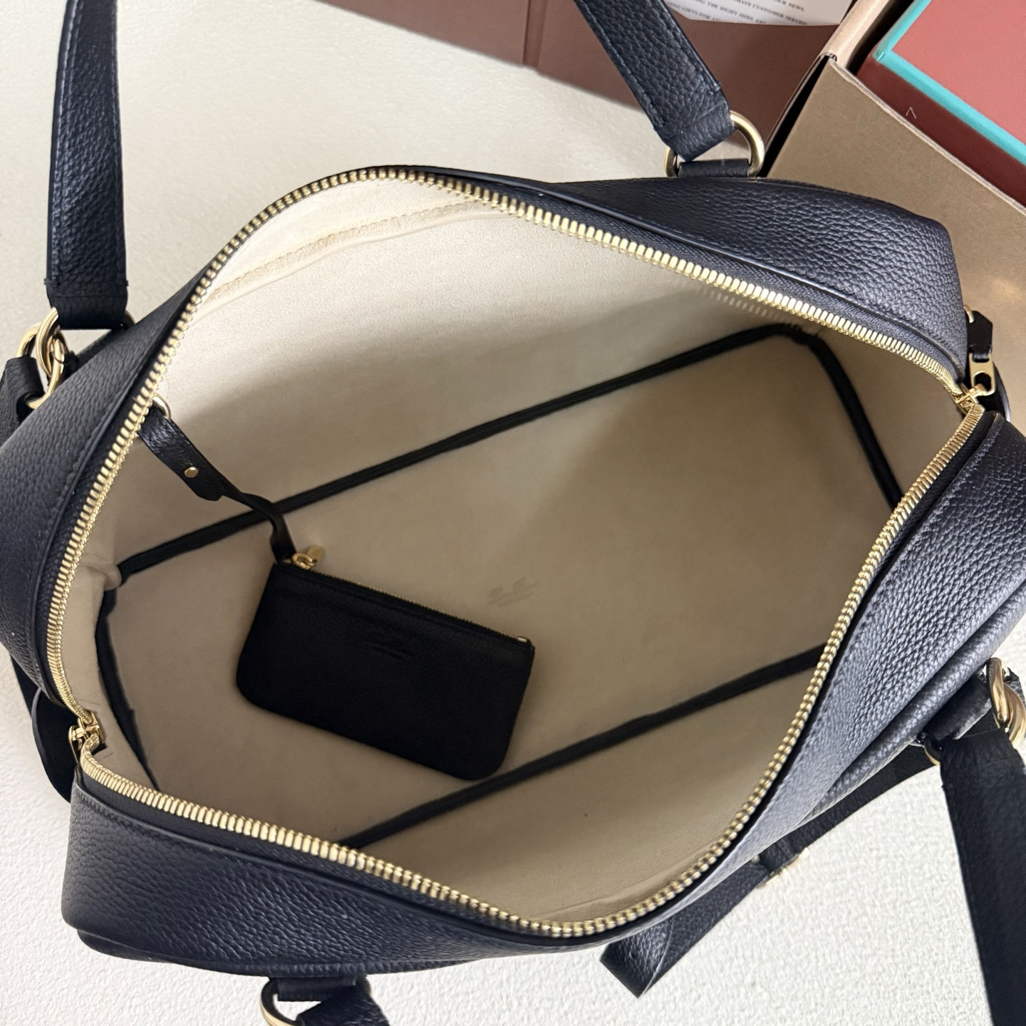 Loro Piana Needle 38x22x16cm