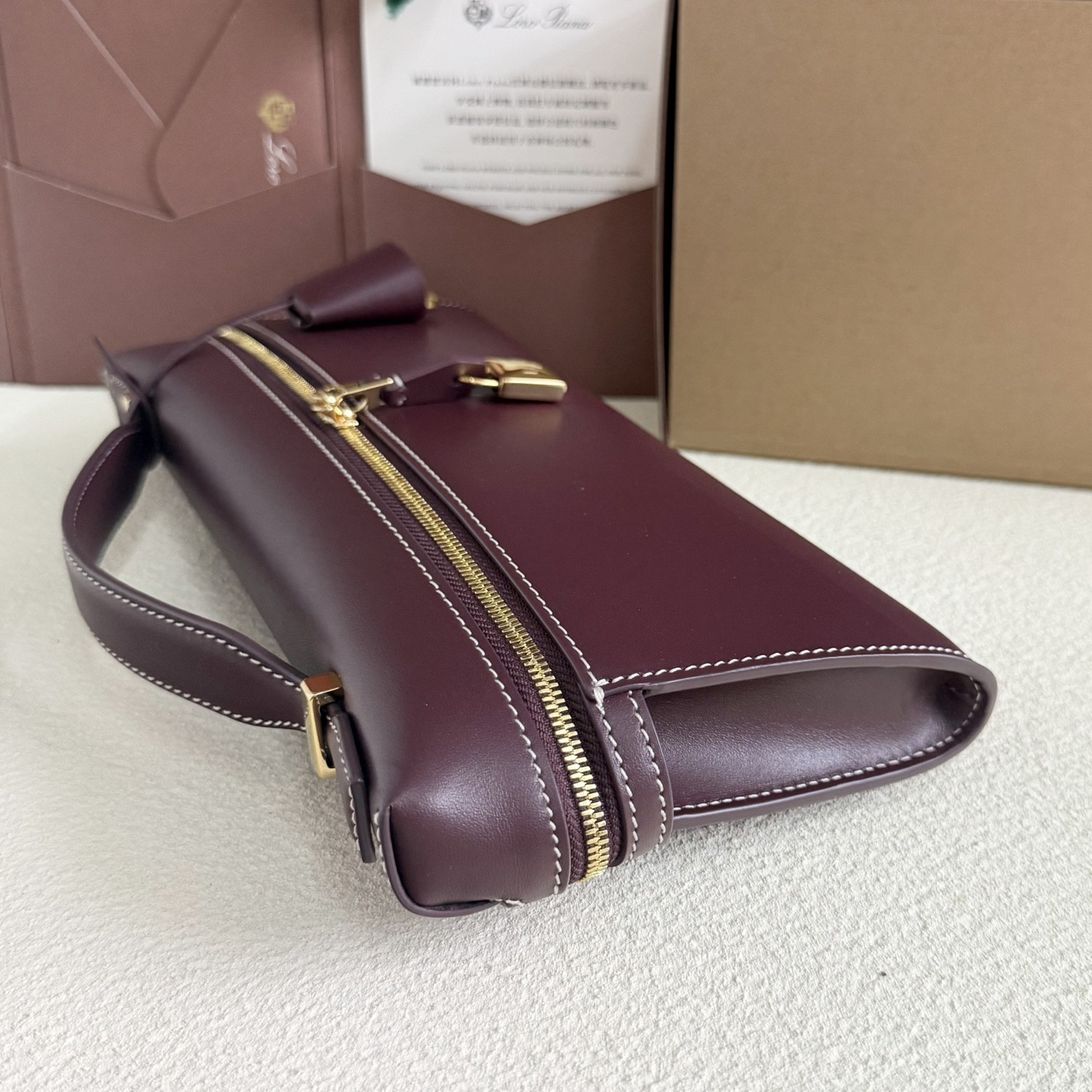 Loro Piana Extra Clutch L29 29x14x3cm