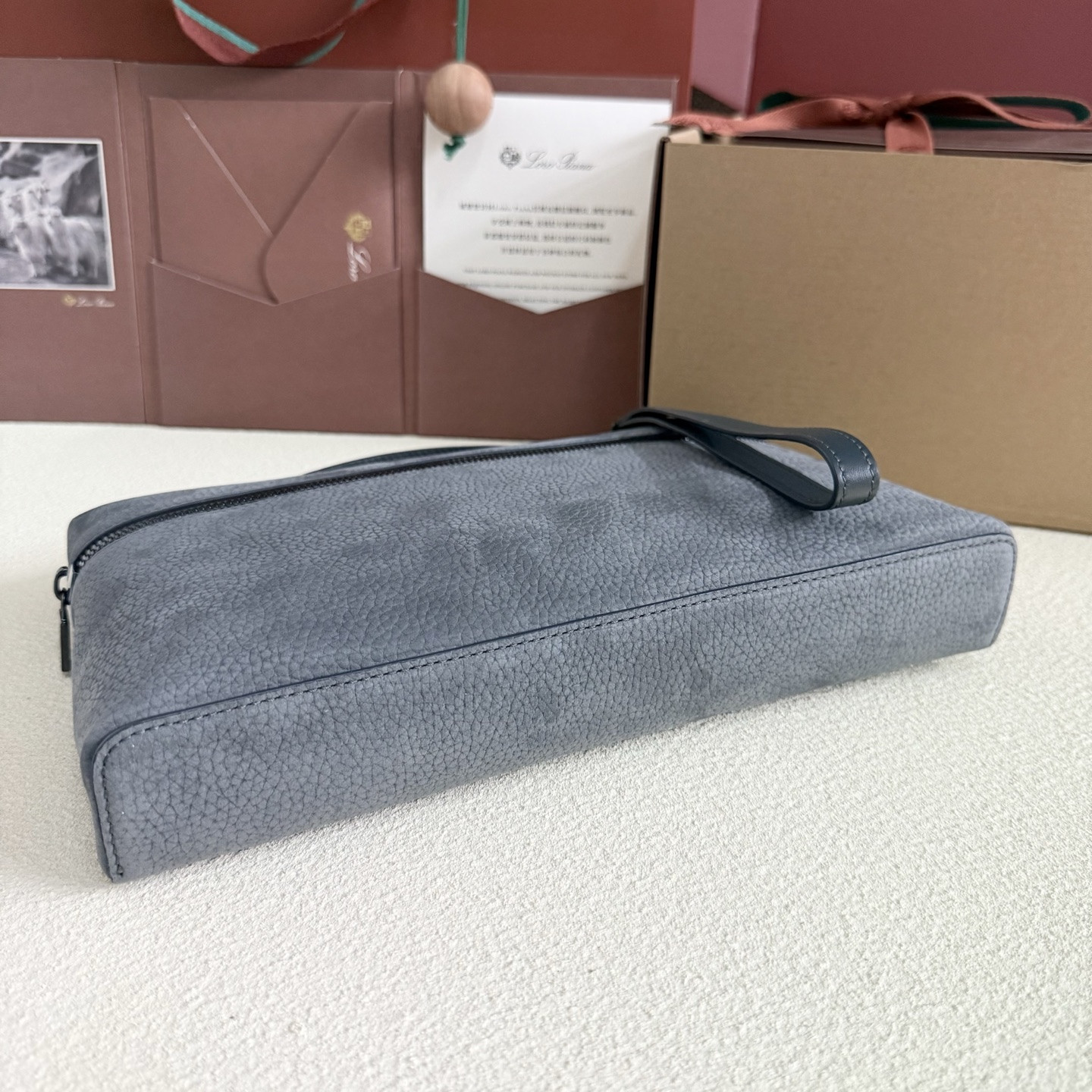 Loro Piana Extra pouch L29 29x18x5cm