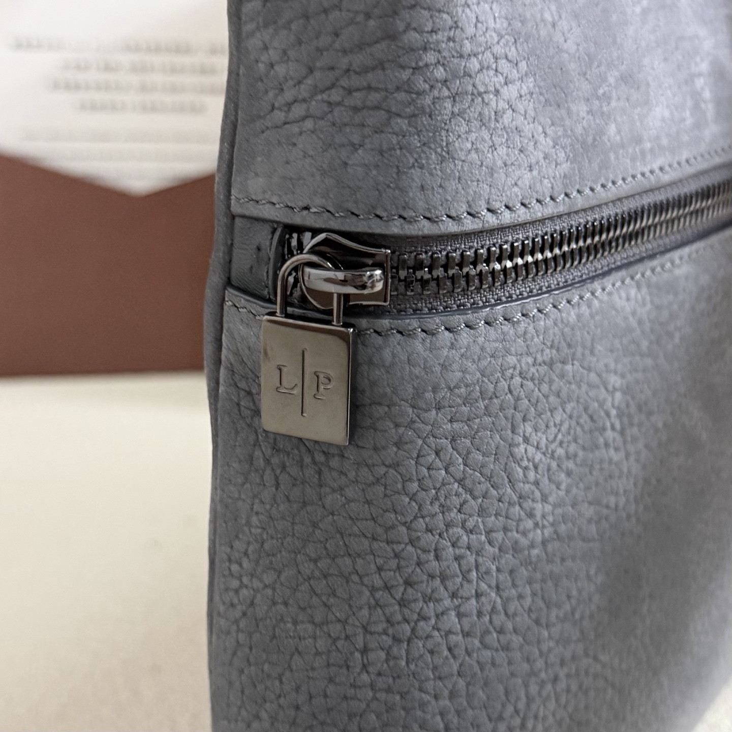 Loro Piana Extra pouch L29 29x18x5cm
