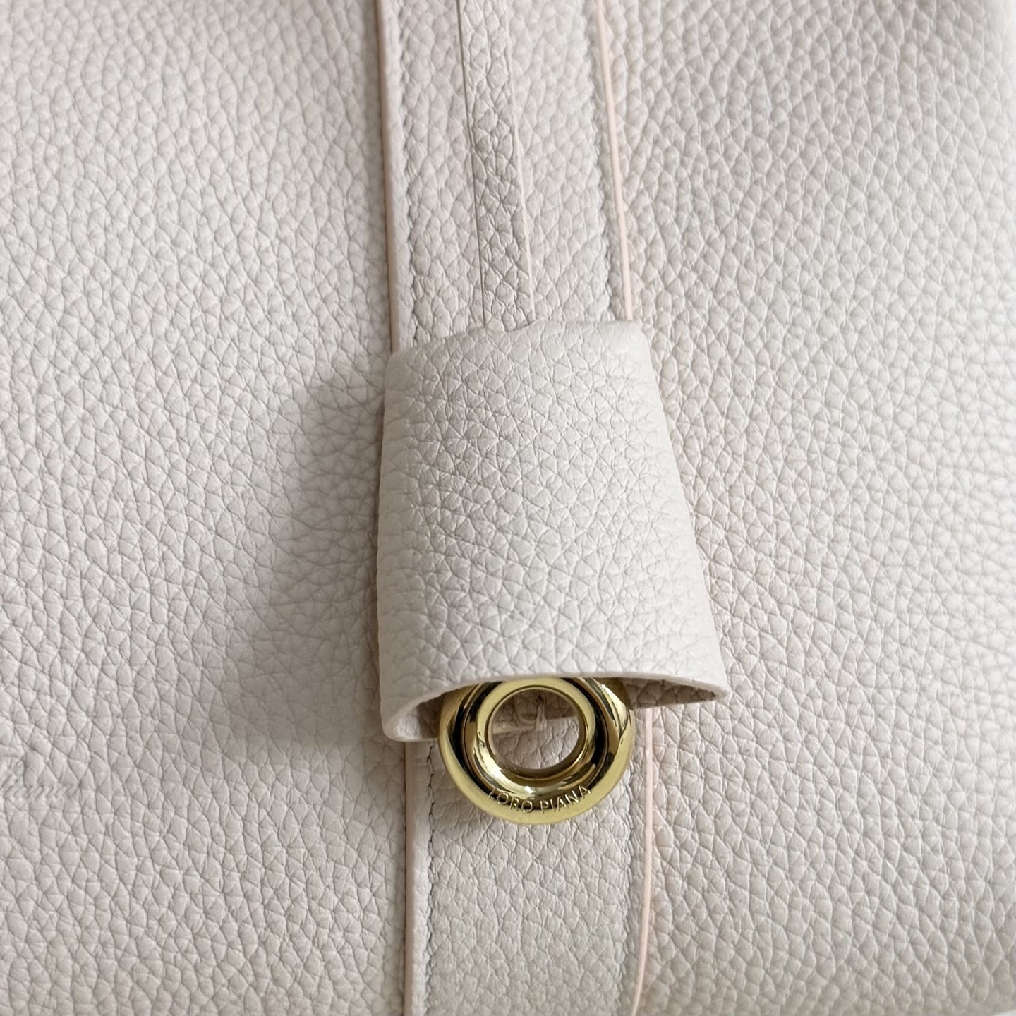 Loro Piana Loom Bag L25 Grained Calfskin 25x18x12.5cm