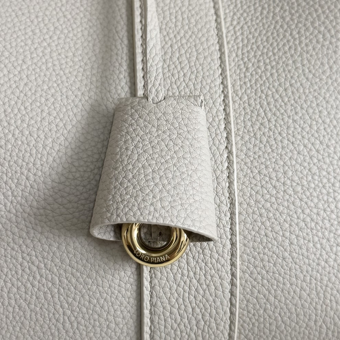 Loro Piana Loom L32 Calfskin 33x23x18cm