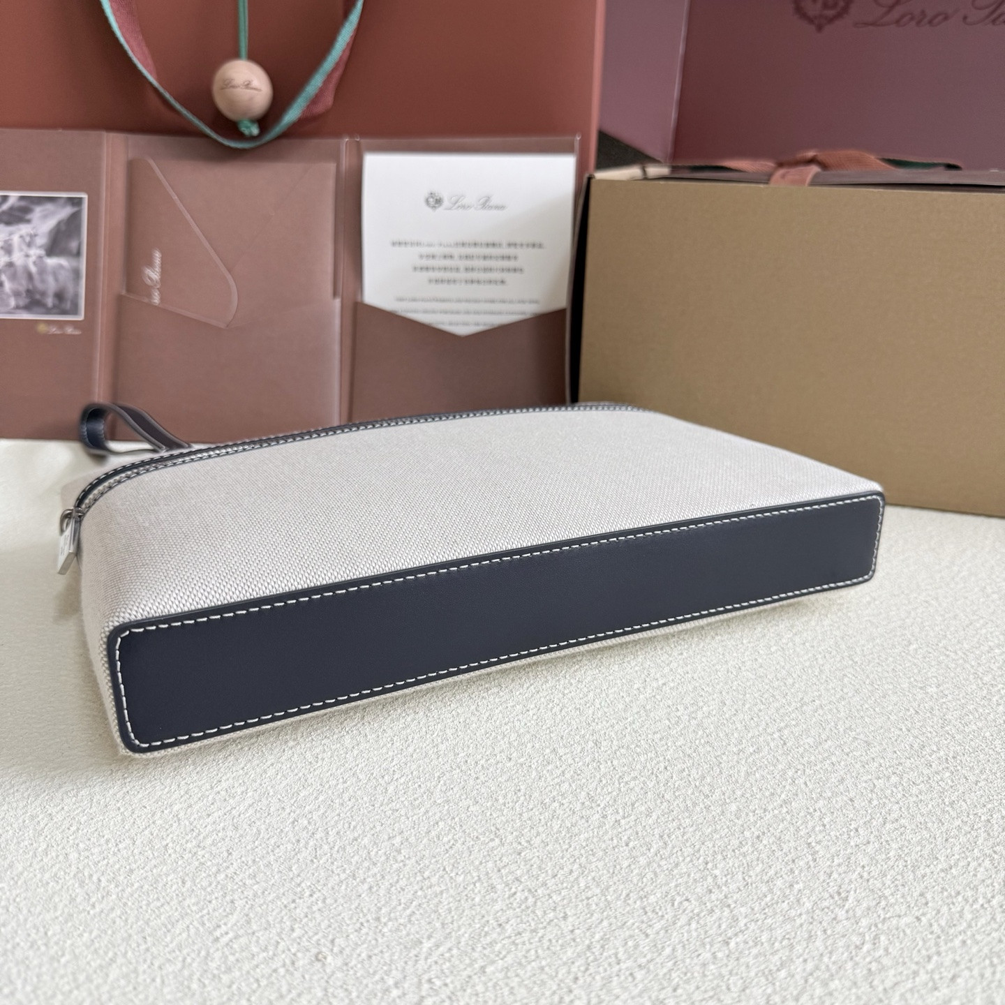 Loro Piana Extra pouch L29 29x18x5cm