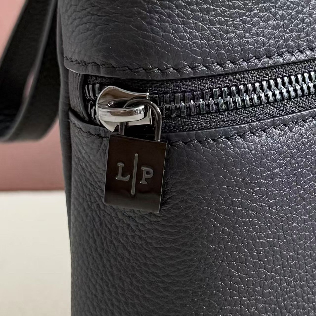 Loro Piana Extra pouch L29 29x18x5cm