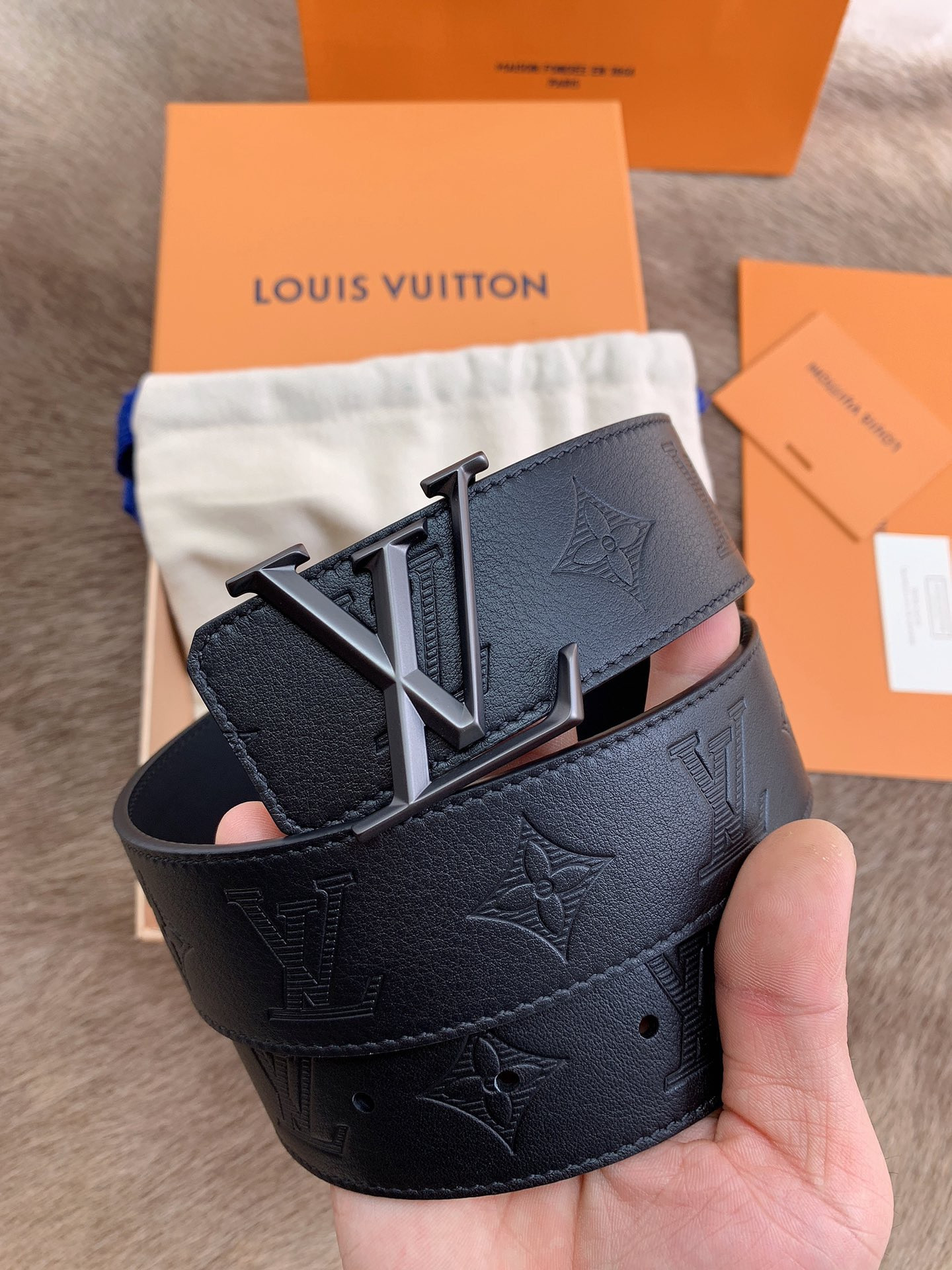 LV LOUIS VUITTON 40MM BELT