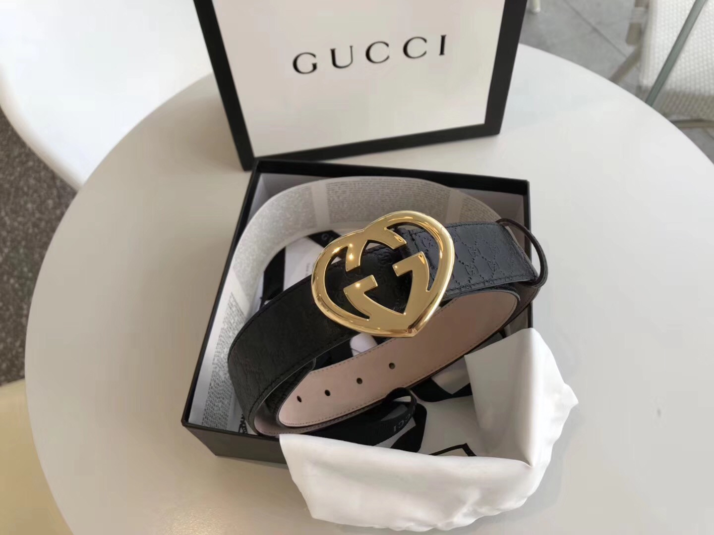 Gucci Signature leather belt for women